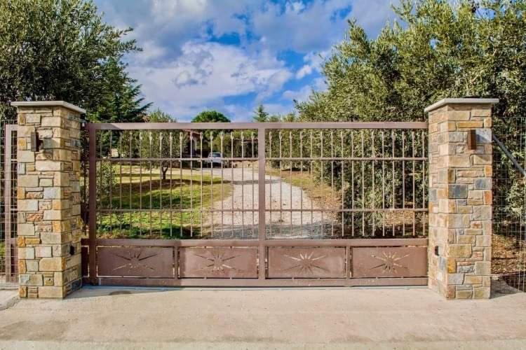 Apartment Viewing Garden Volos Exterior photo